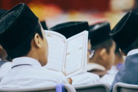 Jedno od najboljih djela u Ramazanu Osjeti blagodati Ramazana Hajrudin Tahir Ahmetović Islamske knjige Islamski tekstovi islamska knjižara Sarajevo Novi Pazar El Kelimeh